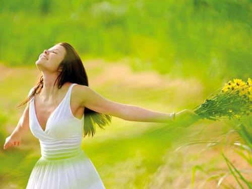 ¿Quieres disfrutar de la felicidad eterna en la vida? Un estudio de Harvard encuentra un camino.