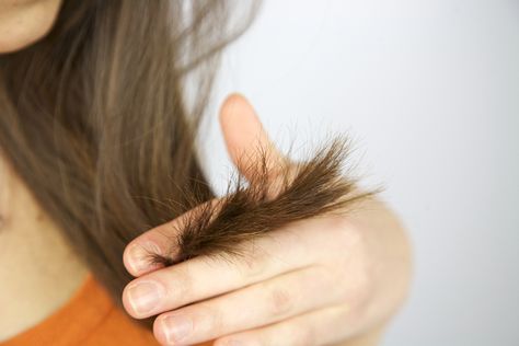 12 remedios caseros mágicos para puntas abiertas sin cortar el cabello – 100% efectivo