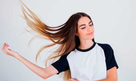 6 maneras de alisar tu cabello naturalmente